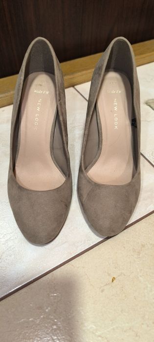 Szpilki obcasy czółenka New Look Wide Fit r. 37 brązowe beżowe
