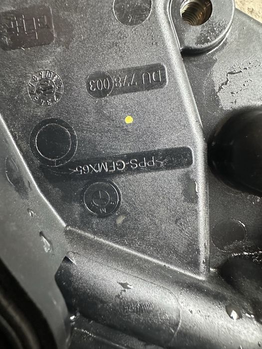 Масляний радіатор bmw f48 2.0 бензин