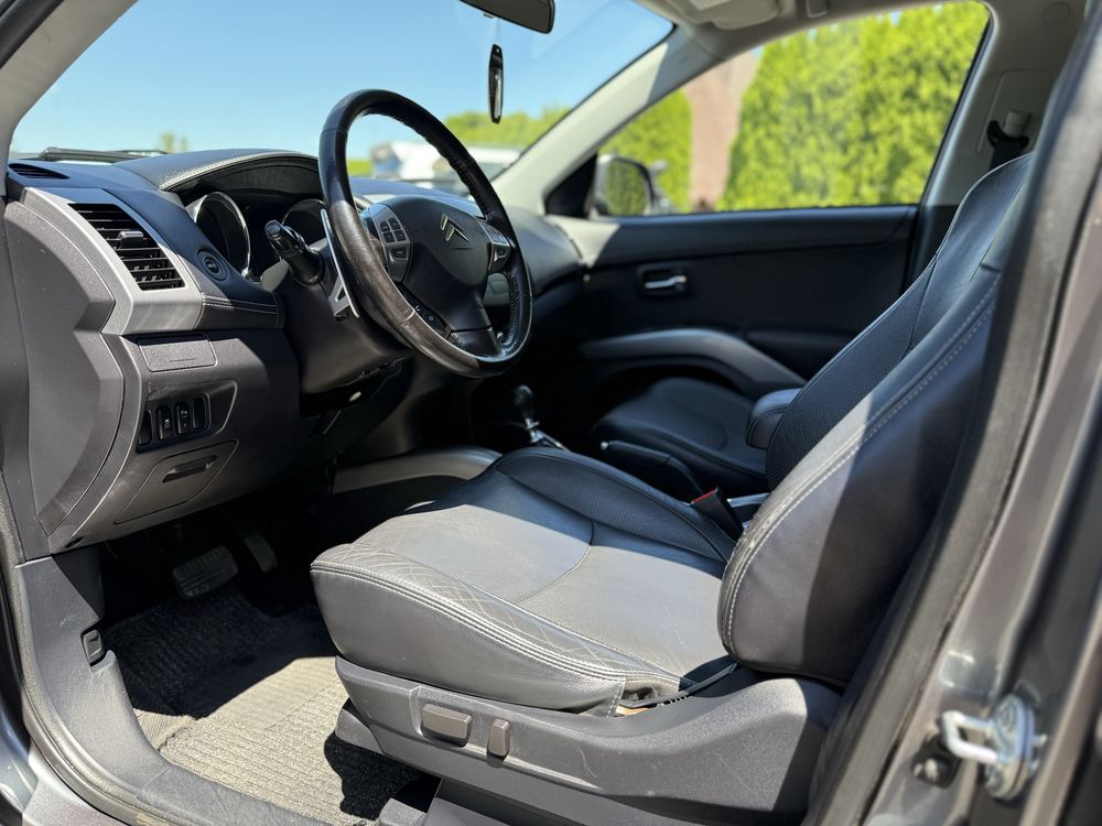 Продається свіжопригнаний автомобіль