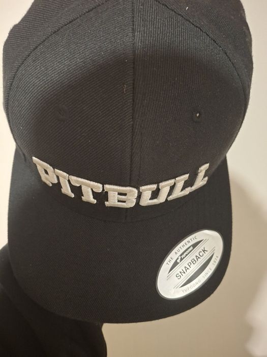 Czapka z daszkiem pitbull