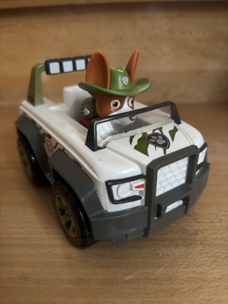 Psi patrol Tracker z pojazdem