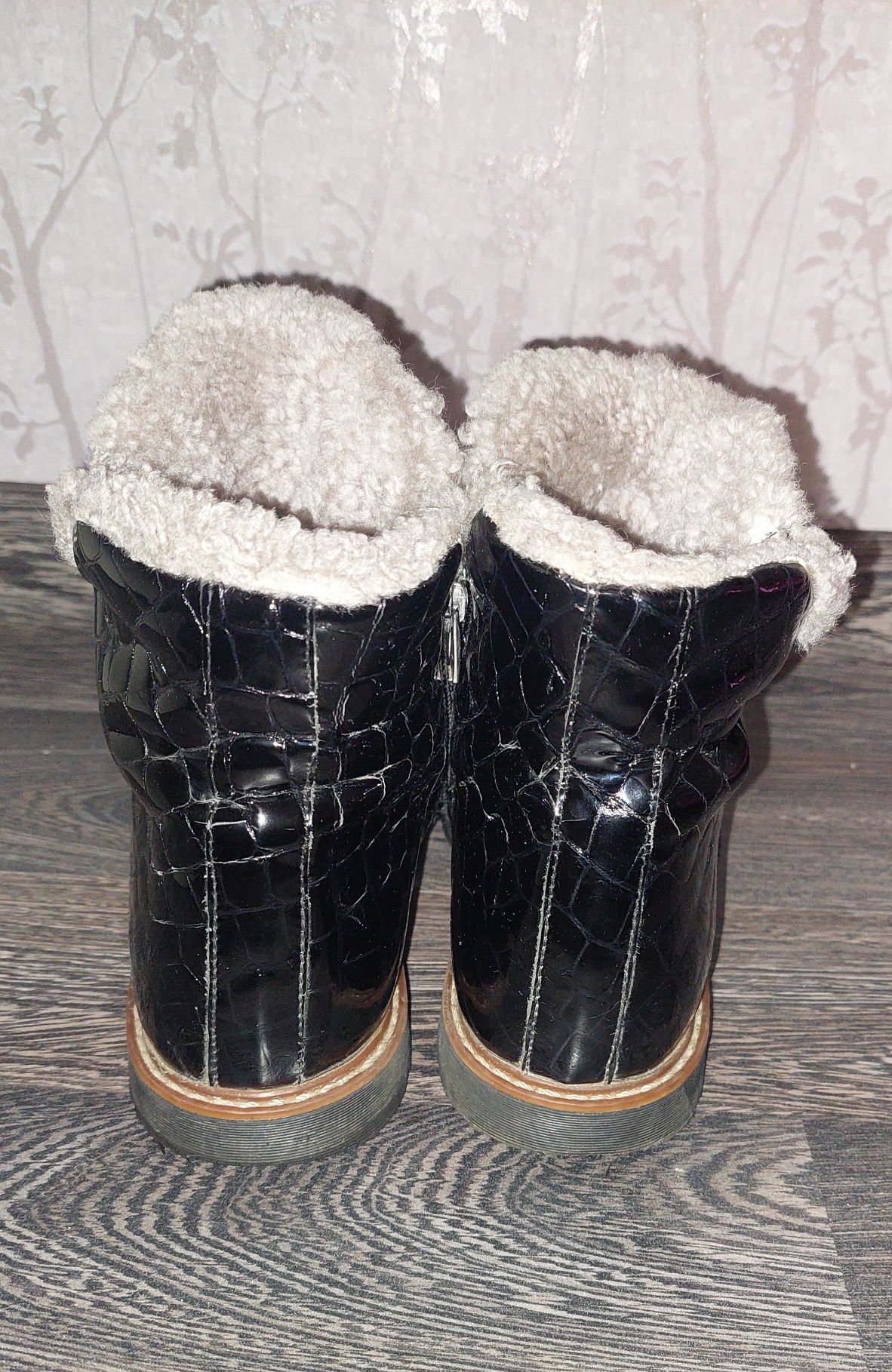 Зимние ортопедические ботинки на цигейке Турция 34 размер