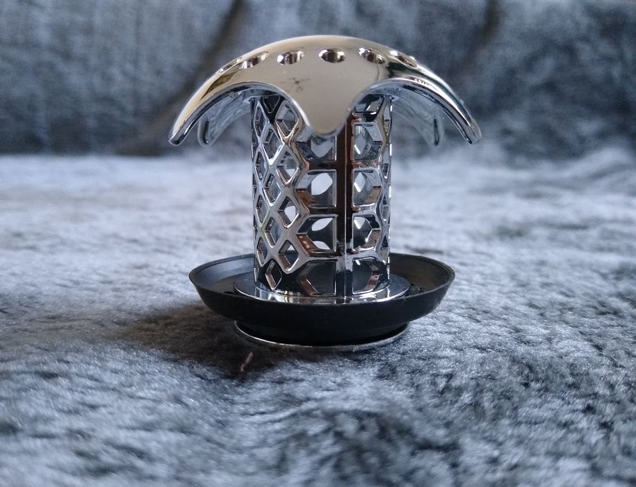 Korek do wanny wychwytujący sierść