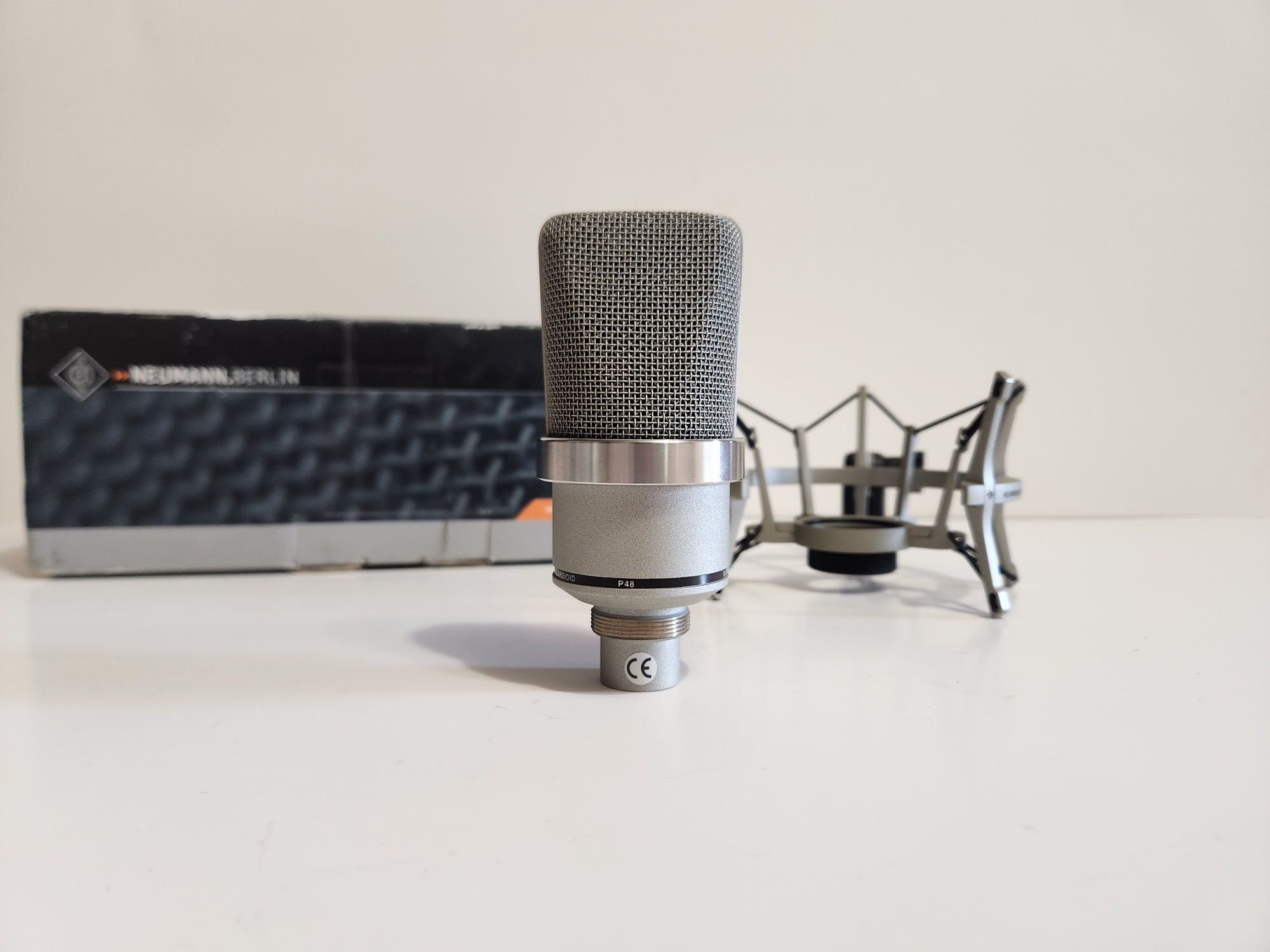 Студійний конденсаторний мікрофон Neumann TLM 102 Studio Set