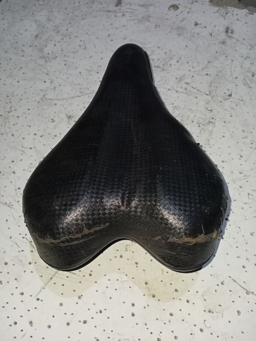 Сидение/сидушка/седло на велосипед