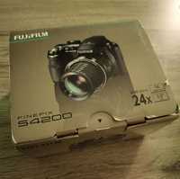 Aparat cyfrowy FujiFilm FinePix S4200