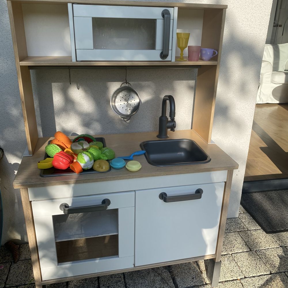 Sprzedam kuchnia Ikea dla dieci