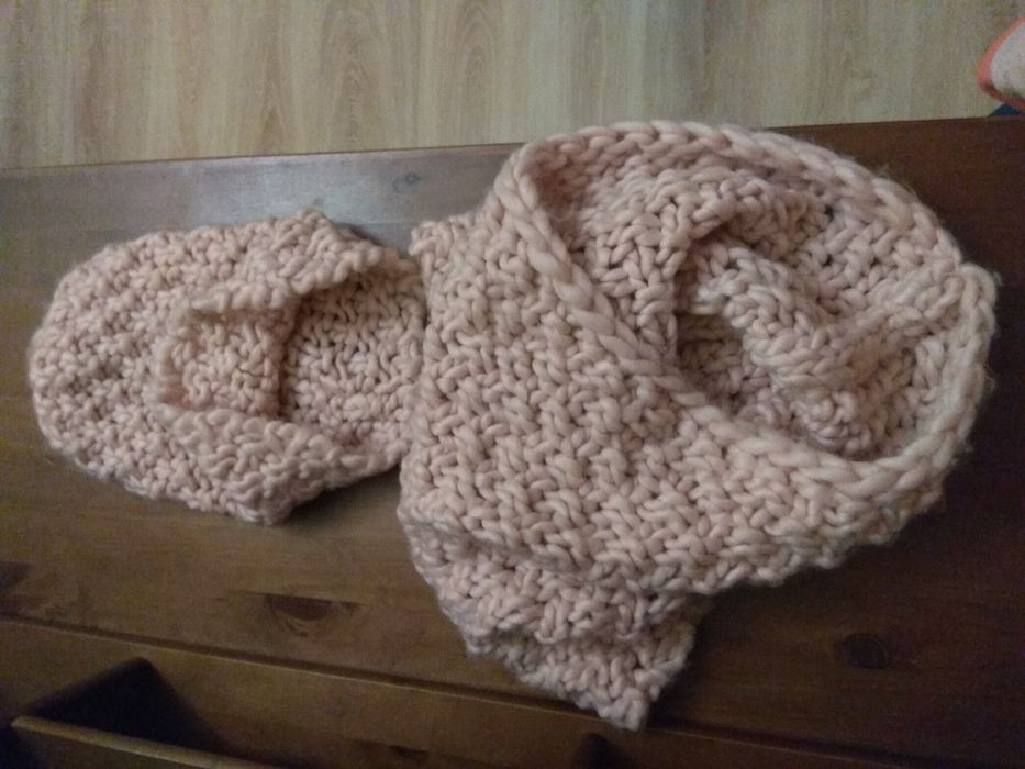 Reserved Komplet czapka i komin Jasny Róż