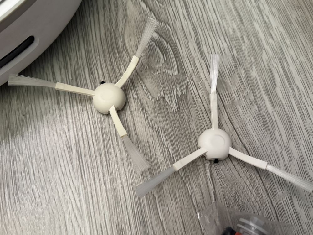 Odkurzacz automatyczny robot Xiaomi Trouver Finder