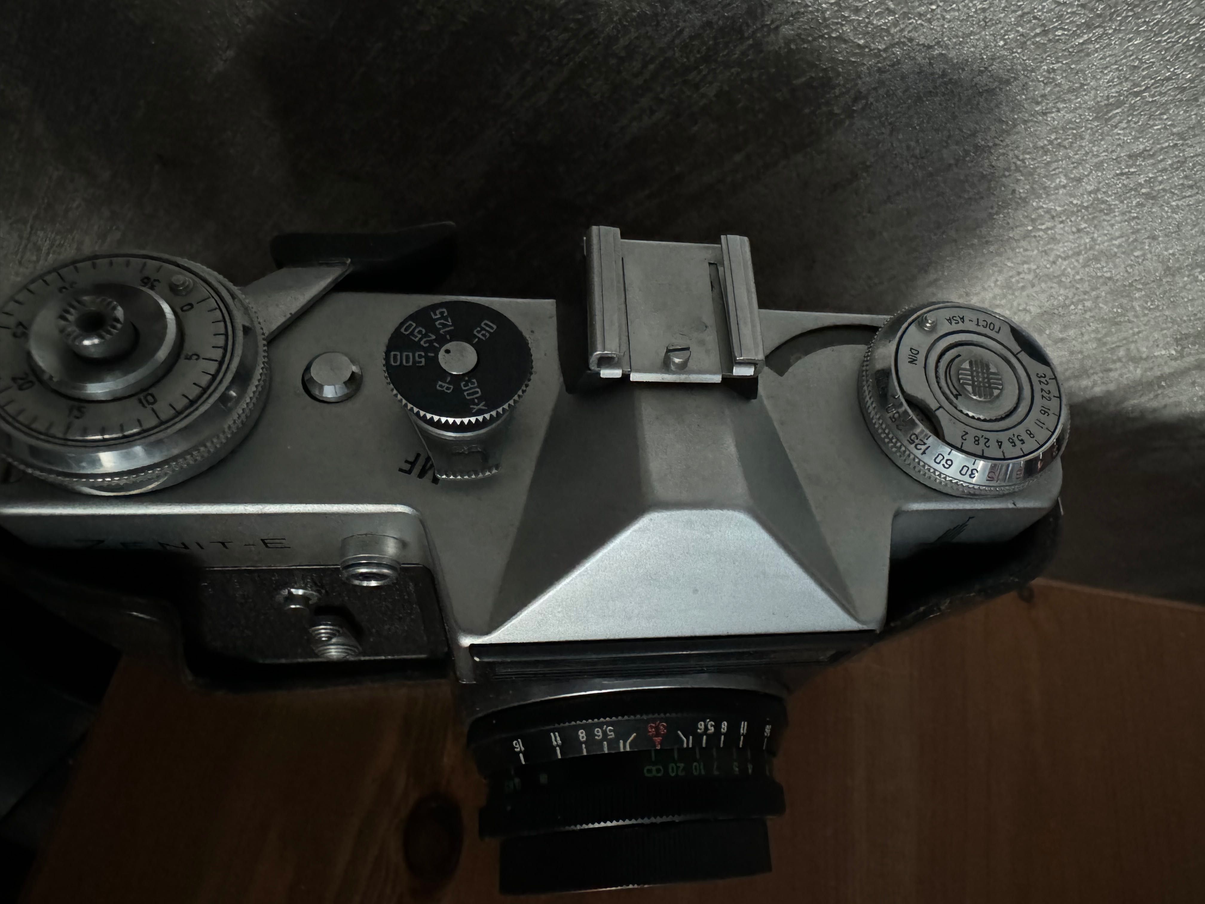 Aparat fotograficzny Zenit-e