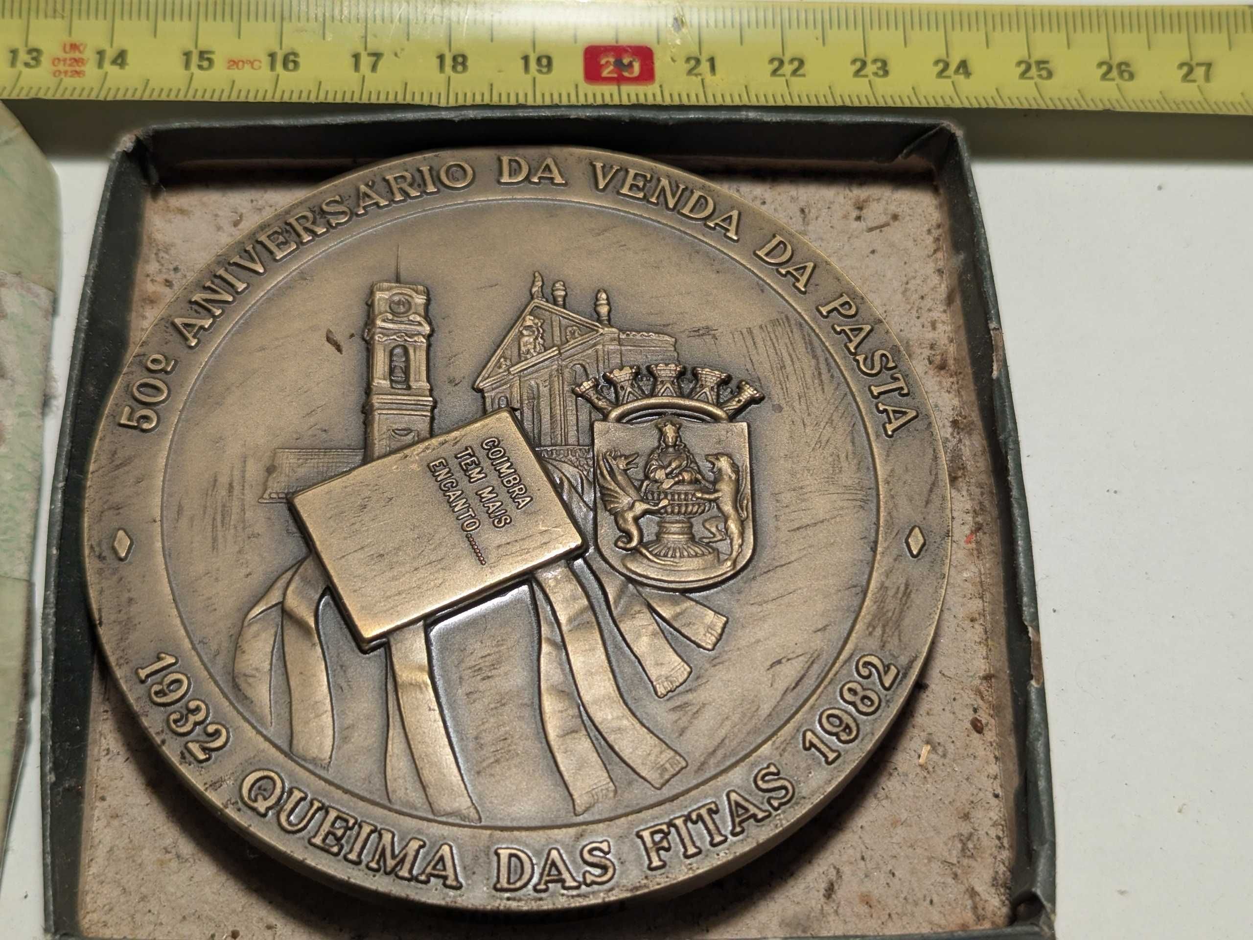 Medalha da Queima das Fitas de Coimbra de 1982