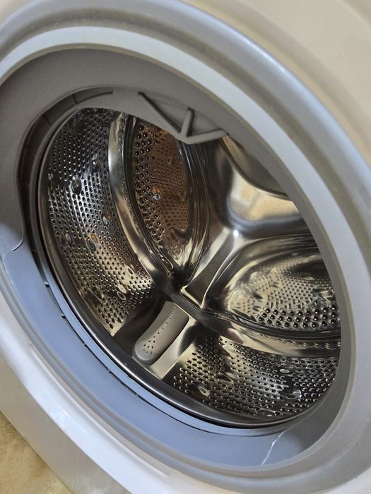 Пральна машина Candy CS3 1052D2-S