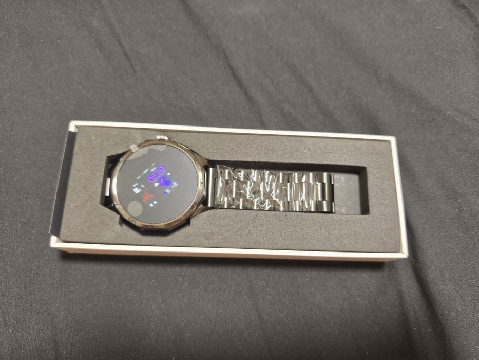 Спортивний смарт годинник