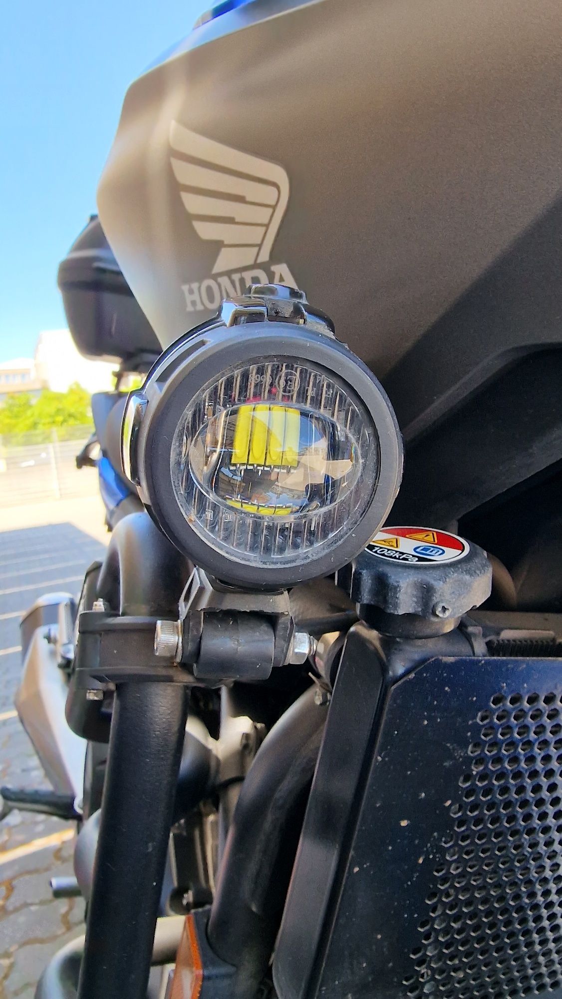 Honda nc750x 18.600kms com extras.