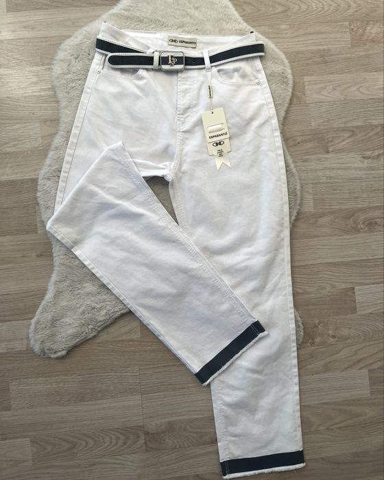 Biale spodnie z paskiem Esperanto 27, 28