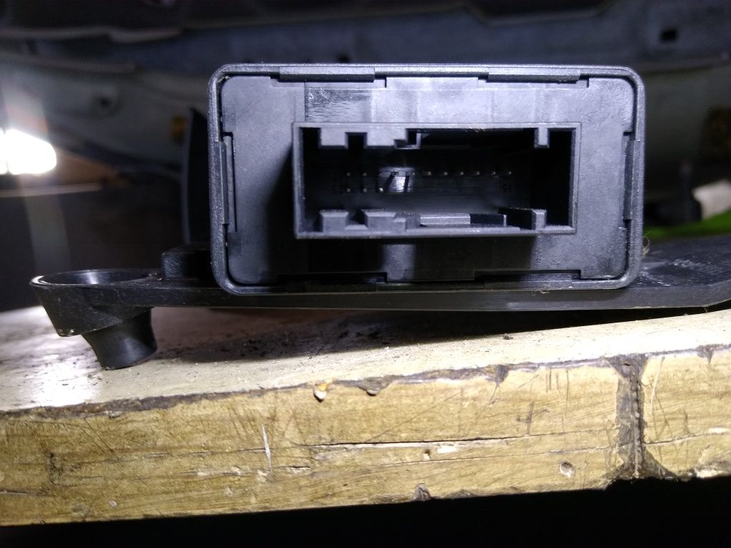 Moduł sterownik świateł Xenon opel astra h oryginał