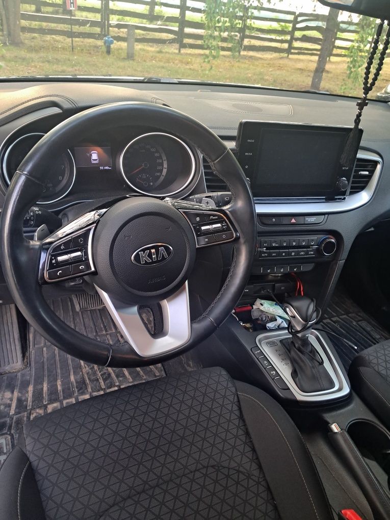 Kia ceed 1.4 turbo b+g
