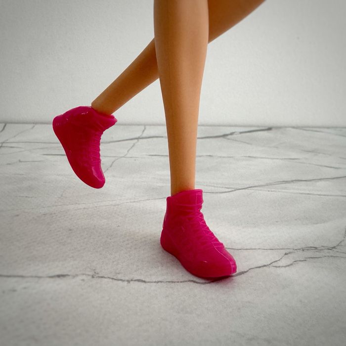 Взуття для ляльки Барбі із гплоскою ступнею. Обувь. Barbie