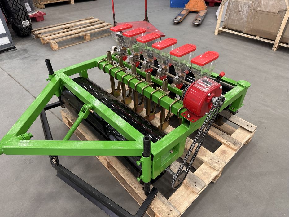 Сівалка овочева точного висіву на 6 рядків