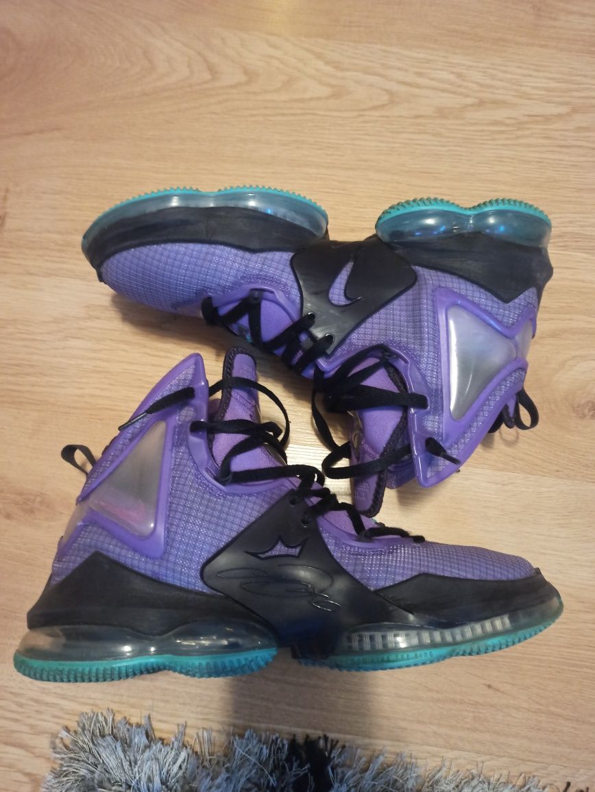 Buty Nike Lebron 19