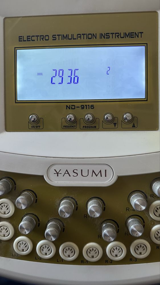 YASUMI elektro stymulacja mięśni