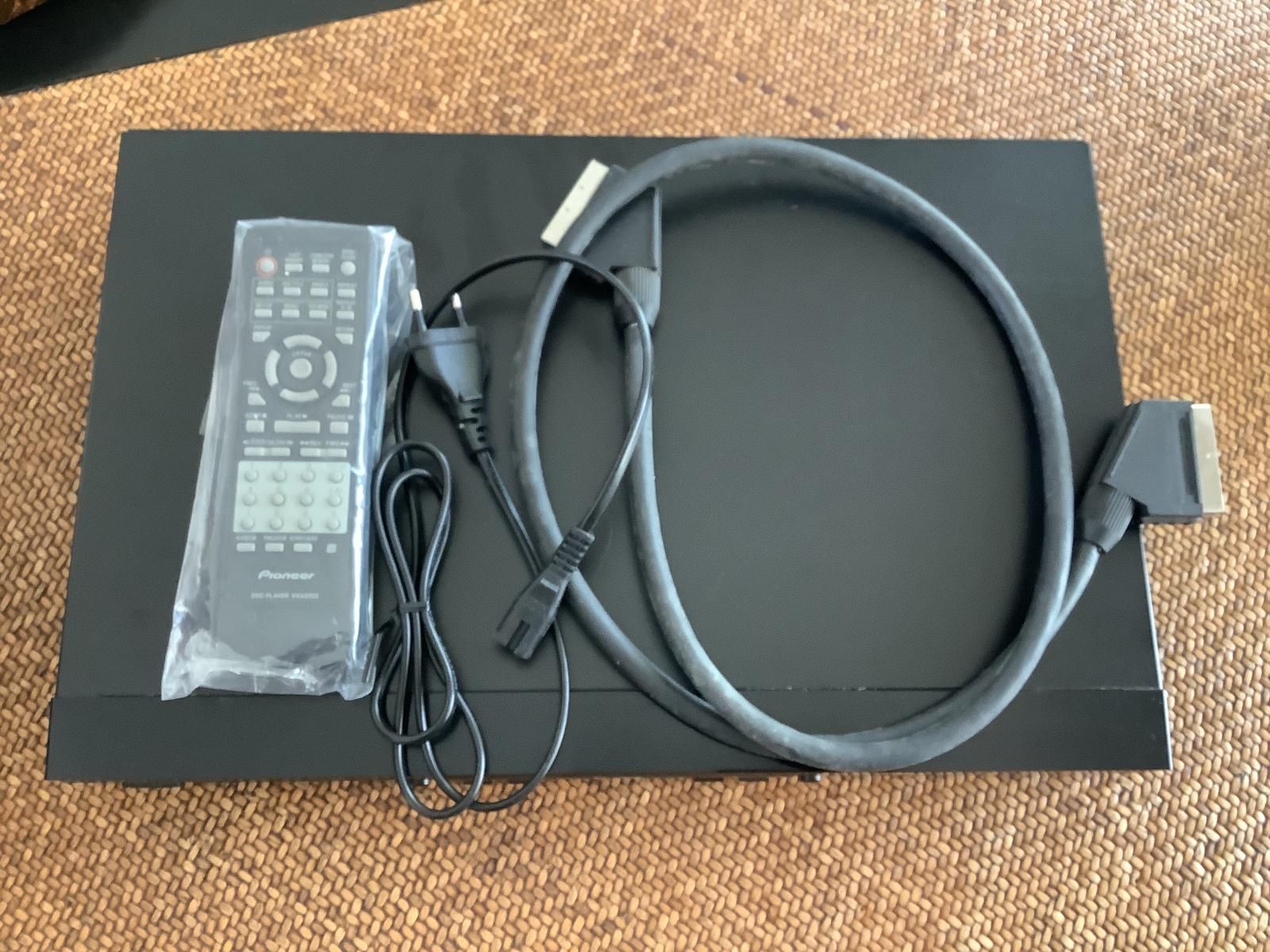 Leitor de DVD Pioneer DV-444-K