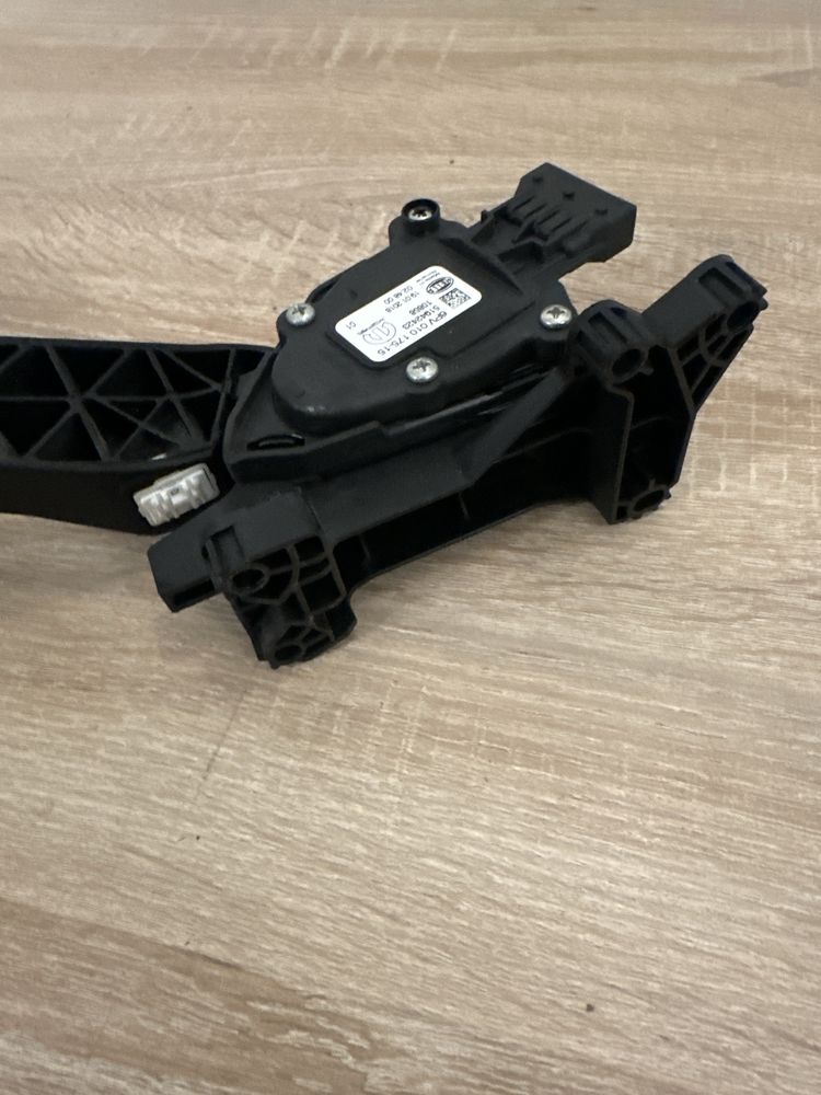 Potencjometr pedał gazu JEEP RENEGADE 14- 5194.2423