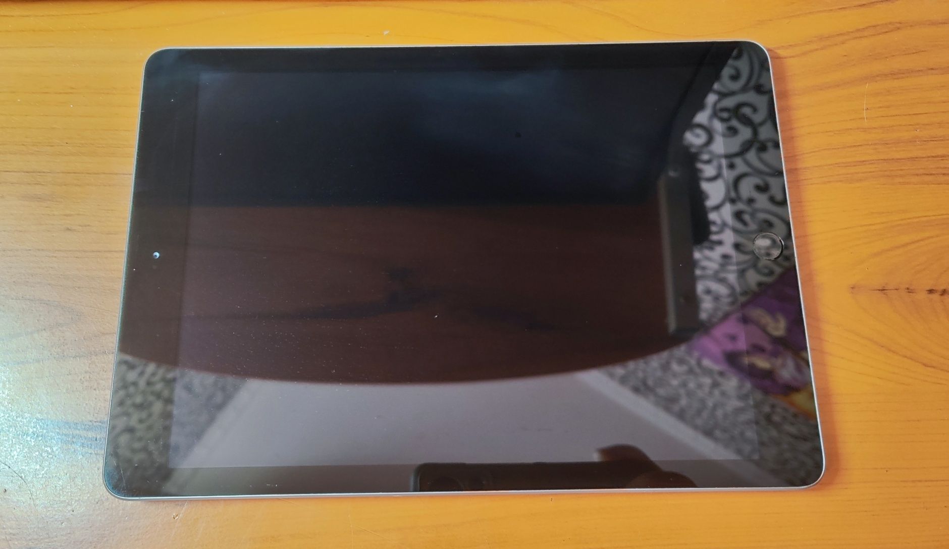 Apple Ipad 9.7 6th Gen