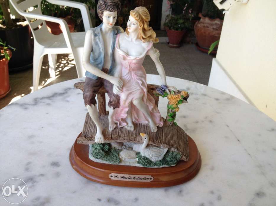 Casal de namorados em Porcelana, pintada à mão