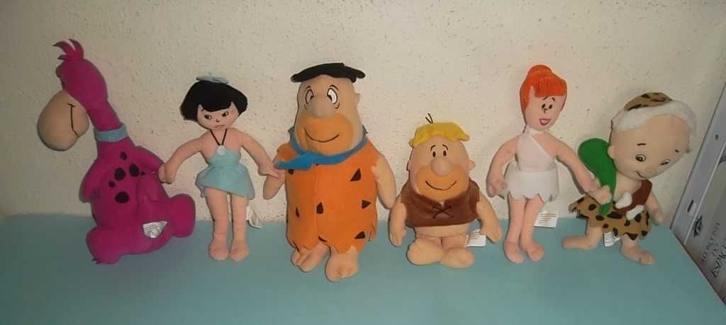 27 Bonecos de Peluche FLINTSTONES, PERNALONGA, BIP BIP e outros.