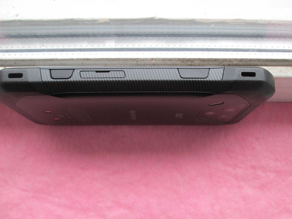 Kyocera DuraForce Ultra 5G E7110, СТАН НОВОГО.
