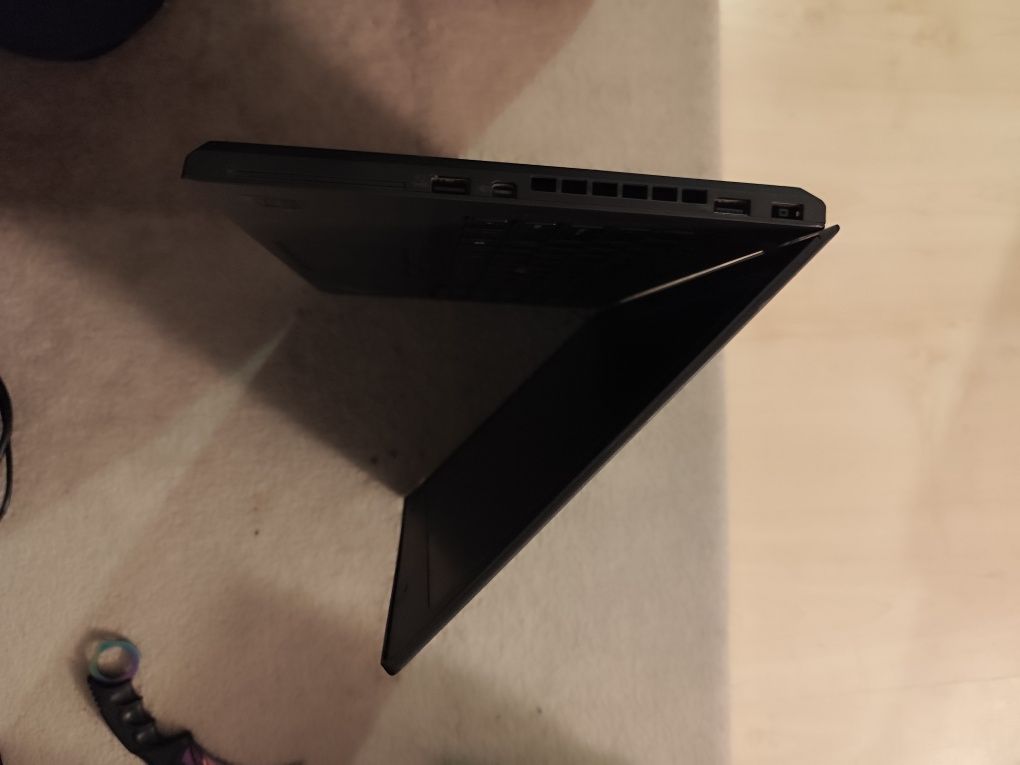 Laptop Lenovo ThinkPad T450 + stacja + dwie ładowarki
