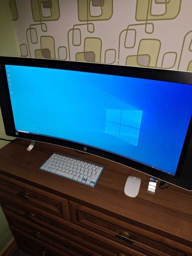 Komputer HP All-in-One ENVY Curved 34-a090n stan idealny .