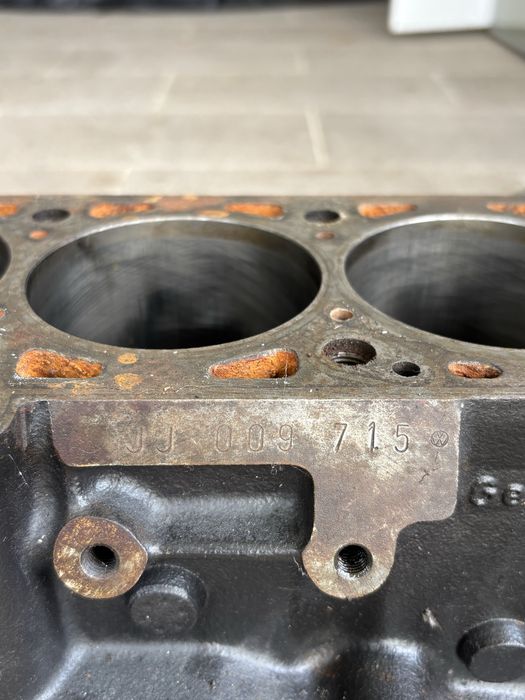 Bloco motor + cambota VW Golf MK1