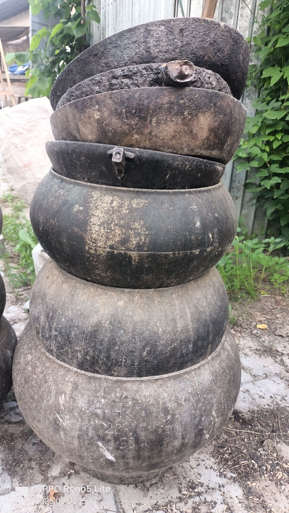Продам алюмінієві баняки б/у.