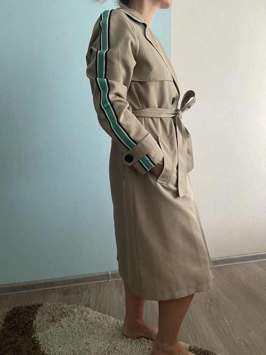 Стильний тренч пальто плащ куртка