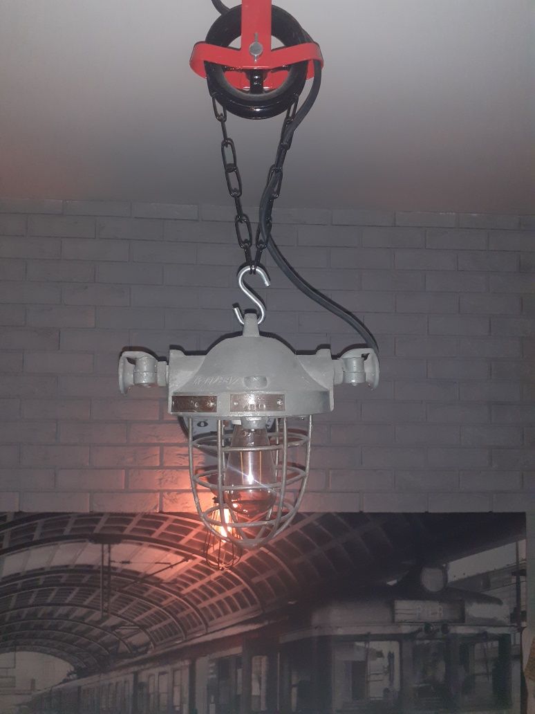 Lampa zakładowa industrialna industrial loft