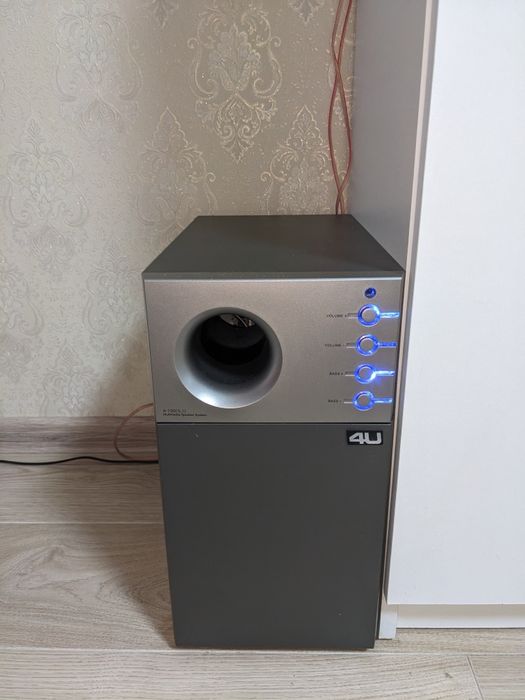 Сабвуфер Домашний кинотеатр.