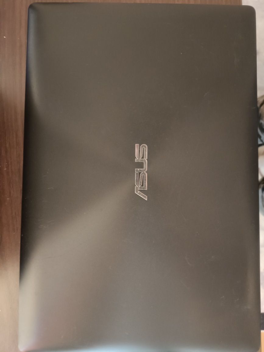Laptop Asus P553M, 4gb ram , HDD 500gb,