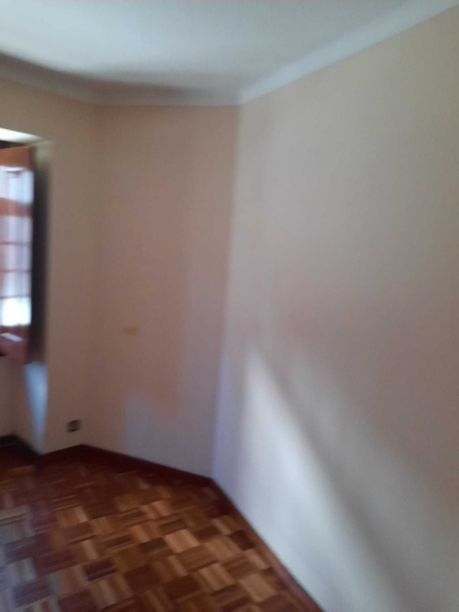 Apartamento T2 centro da cidade de  GOUVEIA alta rentabilidade