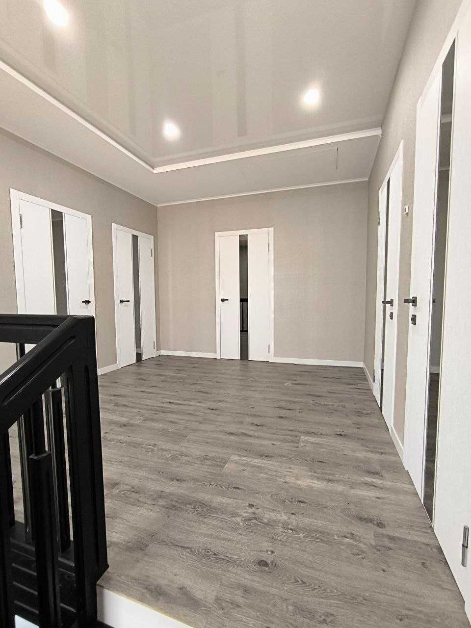 Продам будинок 220 кв м