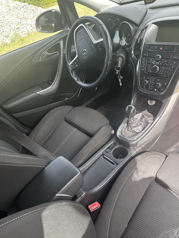 Opel Astra J 1.7 CDTI COSMO