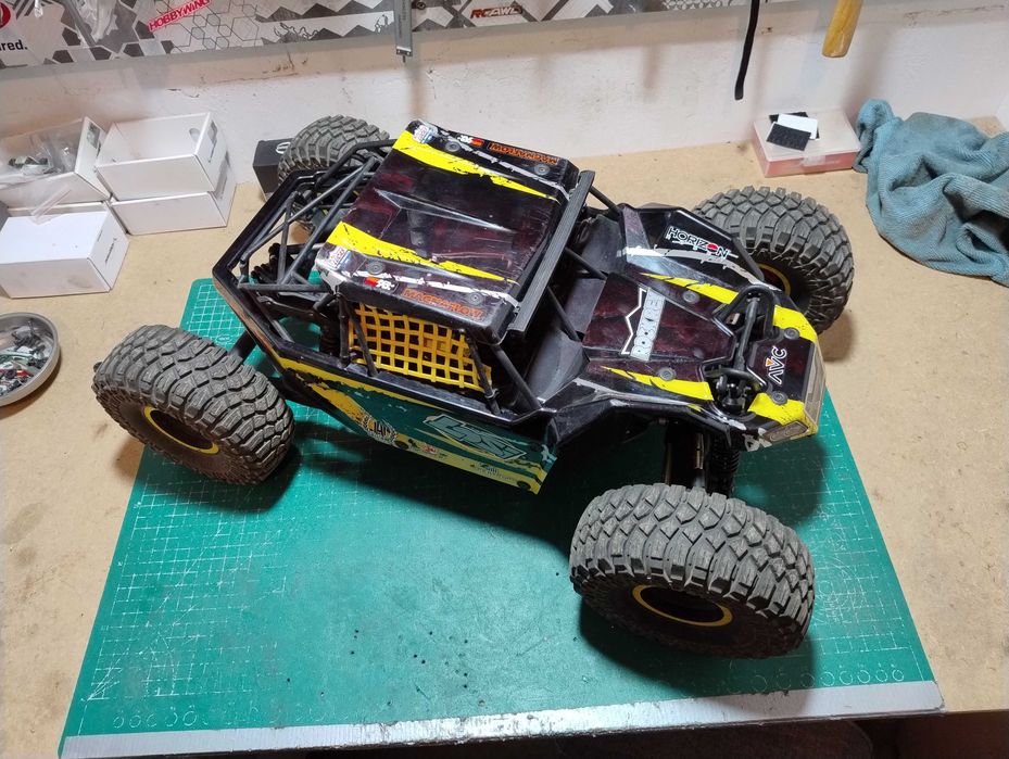 Losi Rock Rey 1/10 model RC offroad Hobbywing MAX10G2 4000kv