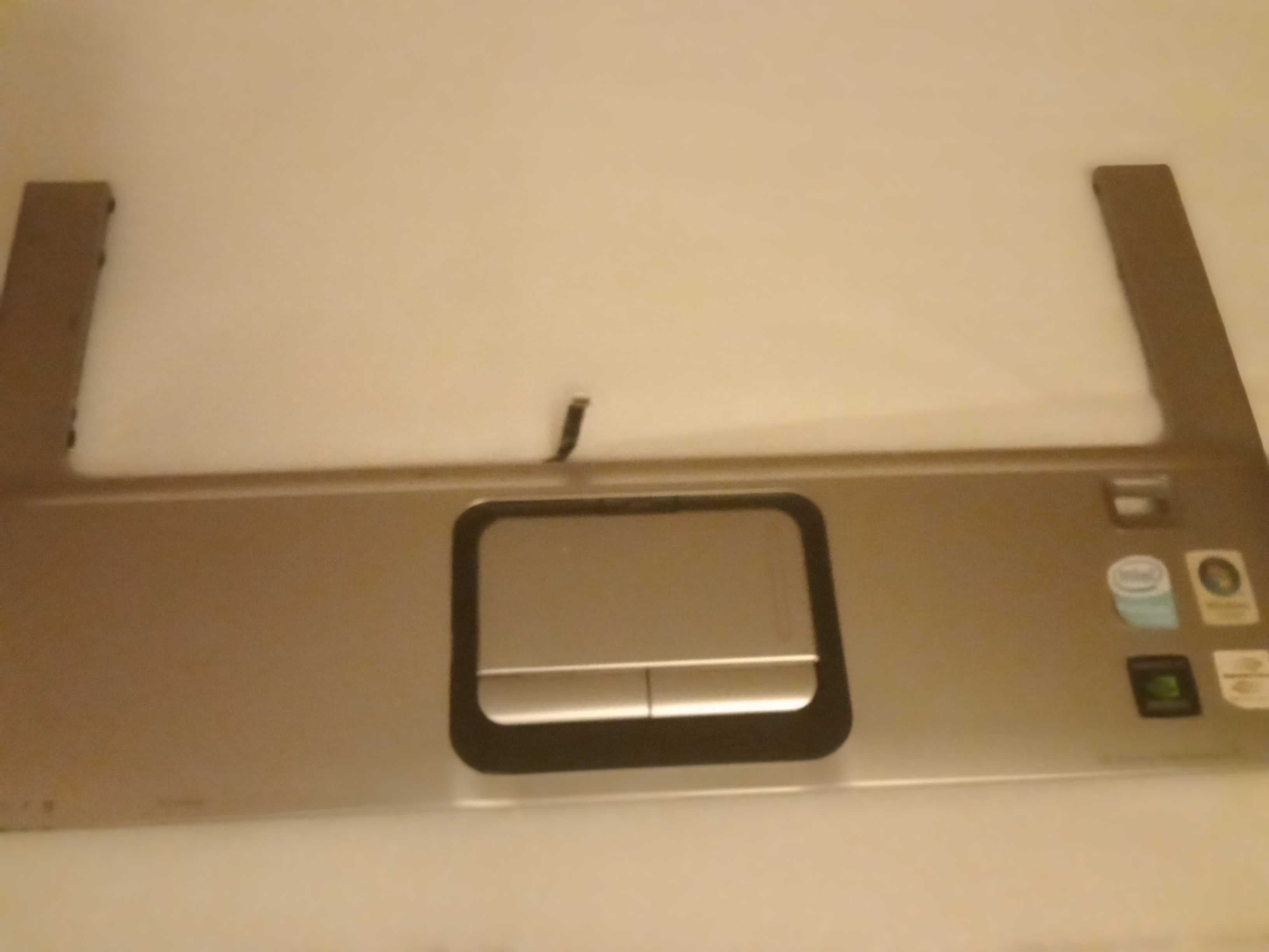 HP PAVILION ENTERTAINMENT PC Palmerst obudowa górna i sprawny TOUCHPAD