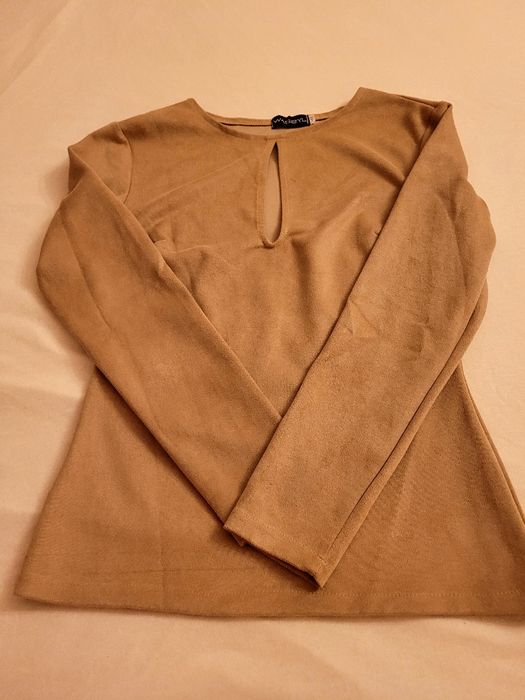 Bluzka z łezką beżowa