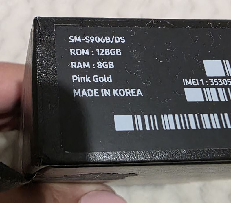 Samsung s22+ pink gold