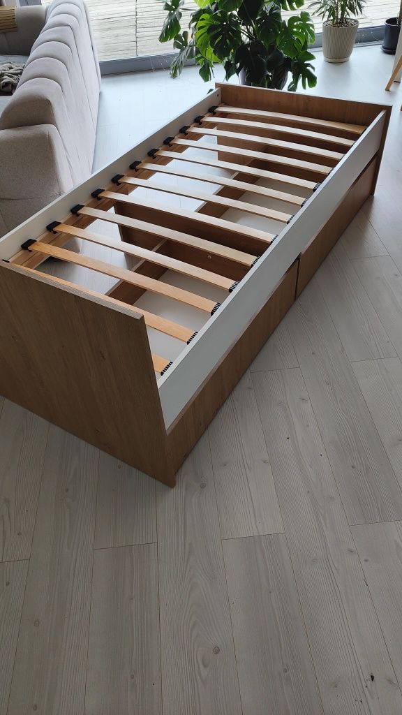 Łóżko 90x200 z szufladami
