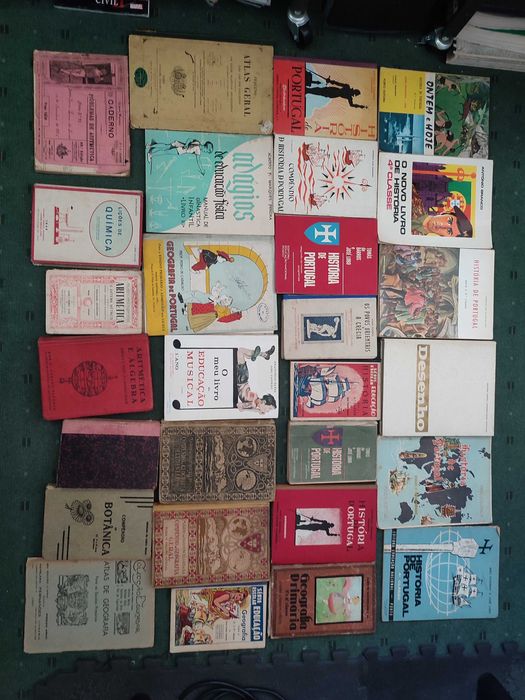 Lote livros escolares antigos - Cada 5 €