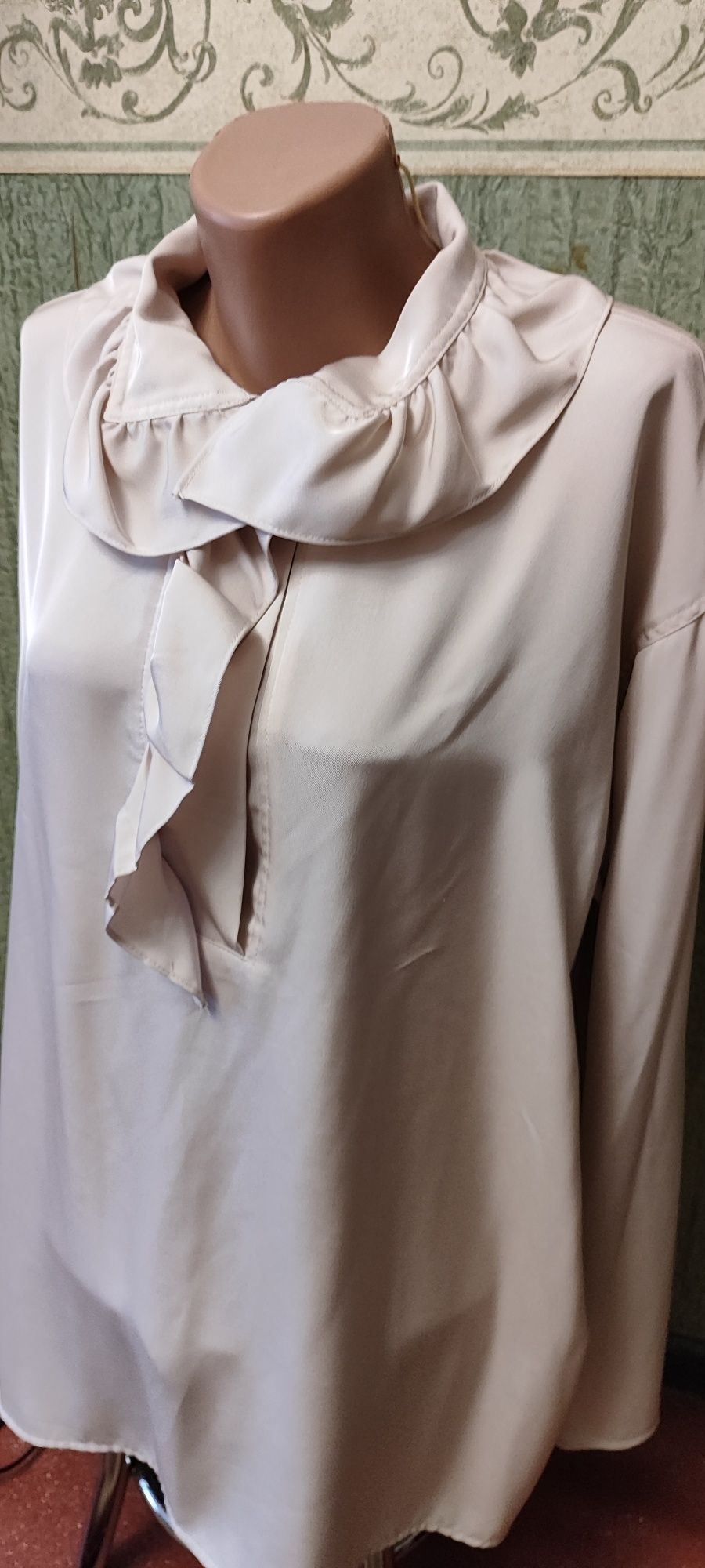 Классическая офисная блуза большой размер