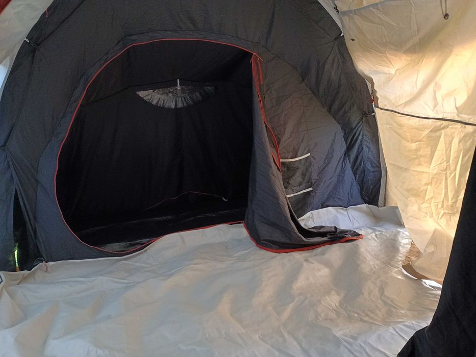 Namiot | Quechua AirSeconds 4.2 F&B | 4-osobowy, 2 sypialnie | Używane